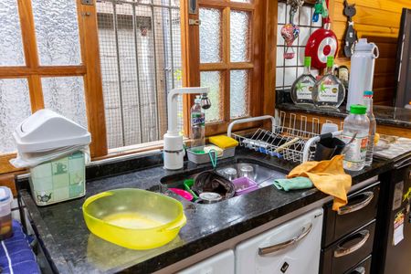 Casa à venda com 300m², 2 quartos e 1 vaga Casa à venda com 300m², 2 quartos e 1 vagaCozinha