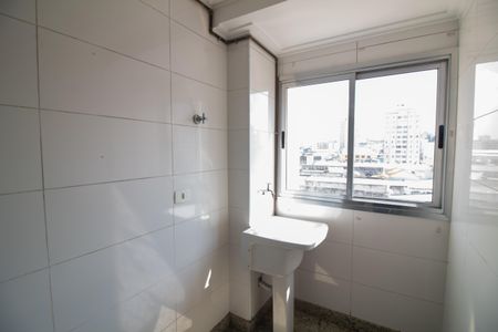 Apartamento para alugar com 68m², 2 quartos e 1 vagaÁrea de Serviço