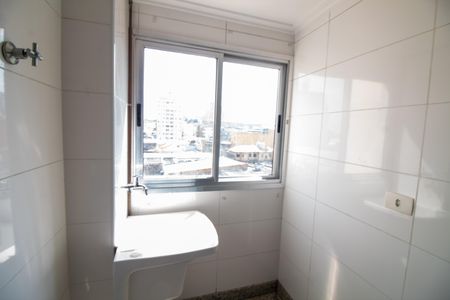 Apartamento para alugar com 68m², 2 quartos e 1 vagaÁrea de Serviço