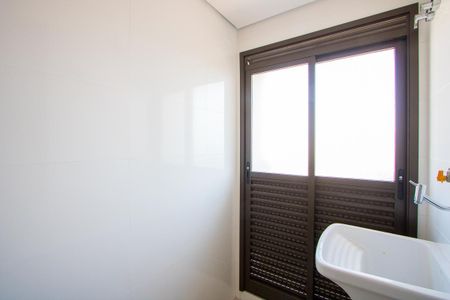 Apartamento à venda com 117m², 3 quartos e 2 vagas Apartamento à venda com 117m², 3 quartos e 2 vagasÁrea de serviço