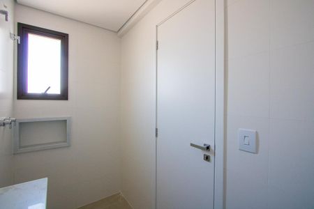 Apartamento à venda com 117m², 3 quartos e 2 vagas Apartamento à venda com 117m², 3 quartos e 2 vagasBanheiro do quarto 1