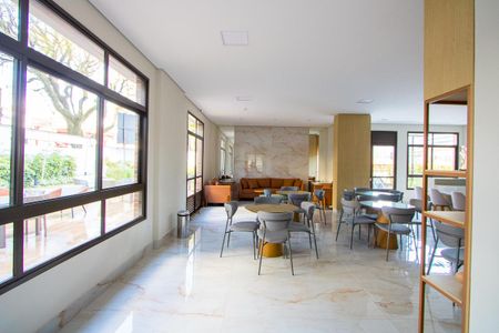 Apartamento à venda com 117m², 3 quartos e 2 vagas Apartamento à venda com 117m², 3 quartos e 2 vagasÁrea comum - Salão de festas