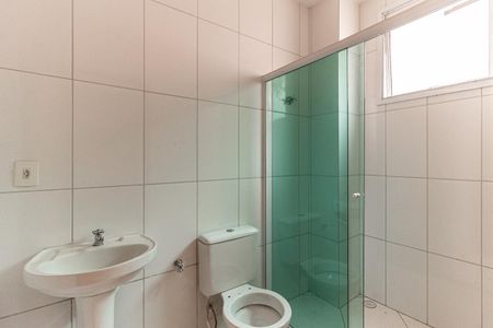 Banheiro de kitnet/studio para alugar com 1 quarto, 32m² em República, São Paulo