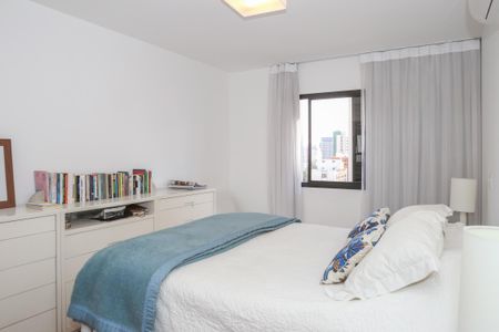 Apartamento para alugar com 170m², 4 quartos e 3 vagasSuíte 1