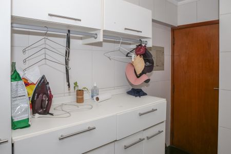 Apartamento para alugar com 170m², 4 quartos e 3 vagasÁrea de Serviço