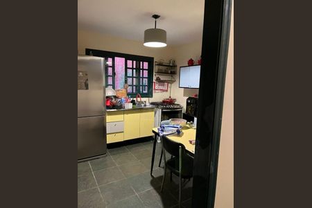Casa à venda com 85m², 2 quartos e sem vaga