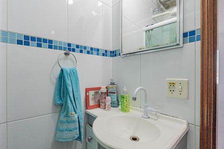 Casa à venda com 85m², 2 quartos e 2 vagasBanheiro