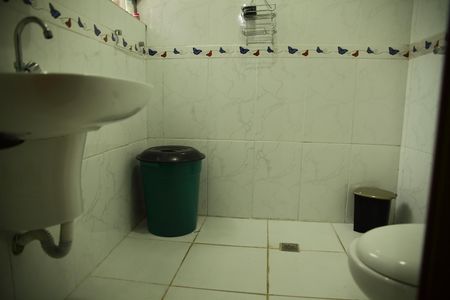 Casa à venda com 140m², 3 quartos e 2 vagasBanheiro da Suíte