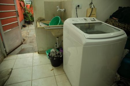 Casa à venda com 140m², 3 quartos e 2 vagasÁrea de Serviço