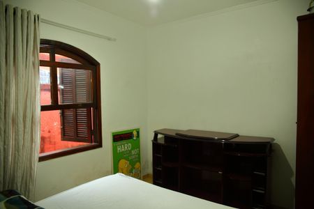 Casa à venda com 140m², 3 quartos e 2 vagasQuarto 2