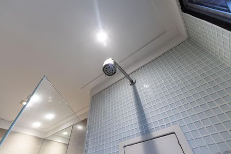 Apartamento à venda com 80m², 2 quartos e 1 vaga Apartamento à venda com 80m², 2 quartos e 1 vagaBanheiro da Suíte