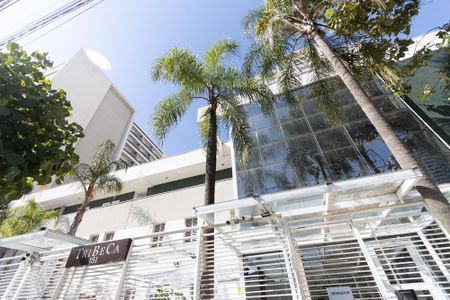Apartamento à venda com 80m², 2 quartos e 1 vaga Apartamento à venda com 80m², 2 quartos e 1 vagaFachada do Condomínio