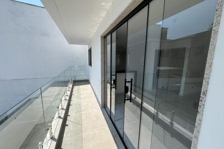 Casa para alugar com 346m², 3 quartos e 2 vagasVaranda da Sala