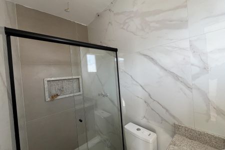 Casa para alugar com 346m², 3 quartos e 2 vagasBanheiro da Suíte 2