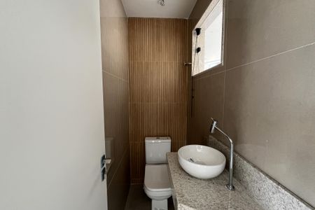 Casa para alugar com 346m², 3 quartos e 2 vagasLavabo