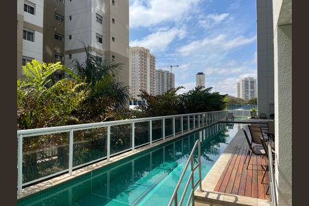 Apartamento à venda com 45m², 1 quarto e 1 vaga Apartamento à venda com 45m², 1 quarto e 1 vagaÁrea comum - Piscina