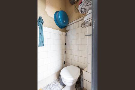 Apartamento para alugar com 75m², 2 quartos e sem vagaBanheiro de serviço