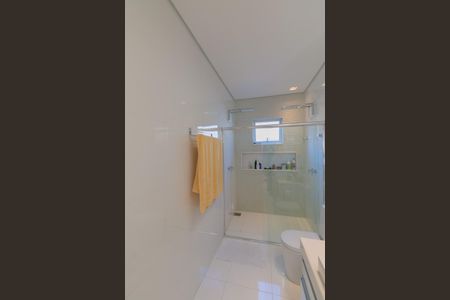 Casa à venda com 380m², 4 quartos e 4 vagasBanheiro Suíte