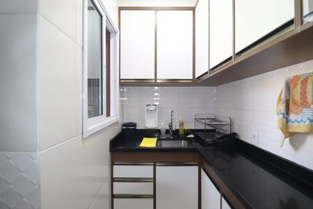 Apartamento à venda com 78m², 2 quartos e 1 vagaCozinha