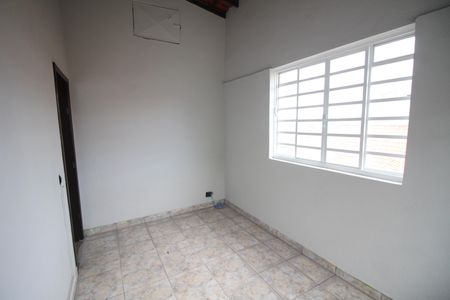 Casa à venda com 450m², 4 quartos e 6 vagasQuarto 3