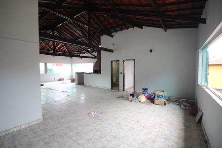 Casa à venda com 450m², 4 quartos e 6 vagasTerraço