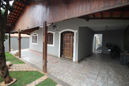 Casa à venda com 450m², 4 quartos e 6 vagasQuintal