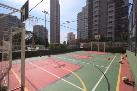 Apartamento à venda com 190m², 2 quartos e 3 vagas Apartamento à venda com 190m², 2 quartos e 3 vagasQuadra Esportiva