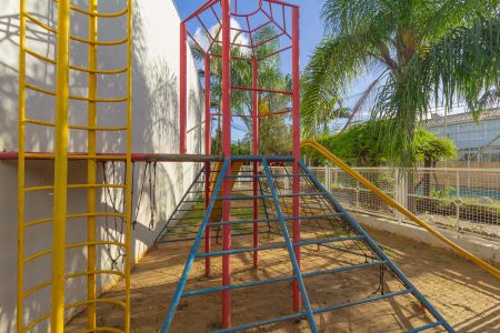 Casa de condomínio para alugar com 76m², 2 quartos e 1 vaga Casa de condomínio para alugar com 76m², 2 quartos e 1 vagaÁrea comum - Playground