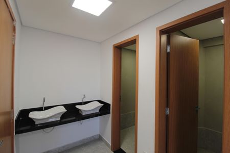 Apartamento à venda com 63m², 2 quartos e 1 vagaÁrea comum