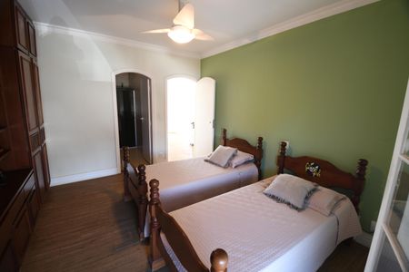 Casa para alugar com 800m², 5 quartos e 10 vagasSuíte 2