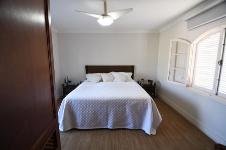 Casa para alugar com 800m², 5 quartos e 10 vagasSuíte 4