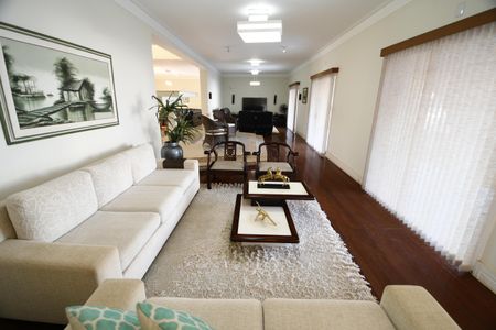 Casa para alugar com 800m², 5 quartos e 10 vagasSala