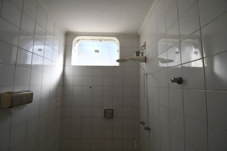 Casa para alugar com 800m², 5 quartos e 10 vagasBanheiro de serviço 2