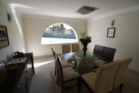 Casa para alugar com 800m², 5 quartos e 10 vagasSala de Jantar