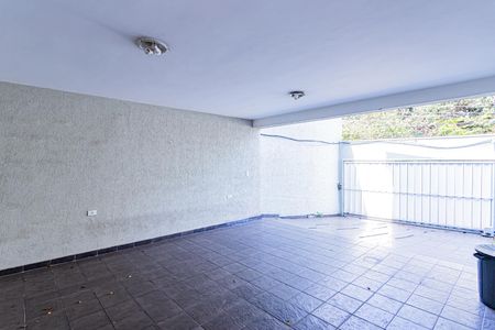 Casa à venda com 500m², 4 quartos e 5 vagasGaragem