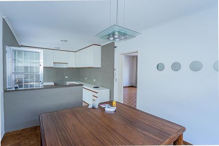 Casa à venda com 500m², 4 quartos e 5 vagasCopa