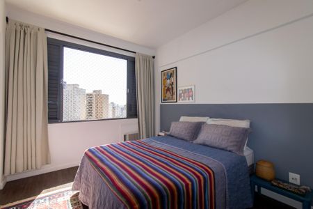 Quarto 1 de apartamento à venda com 2 quartos, 74m² em Centro, Campinas