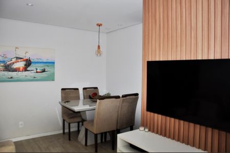 Apartamento à venda com 53m², 2 quartos e 1 vaga Apartamento à venda com 53m², 2 quartos e 1 vagaSala