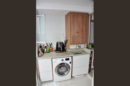 Apartamento à venda com 53m², 2 quartos e 1 vaga Apartamento à venda com 53m², 2 quartos e 1 vagaÁrea de Serviço