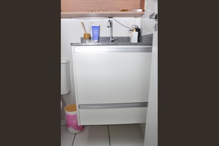 Apartamento à venda com 53m², 2 quartos e 1 vaga Apartamento à venda com 53m², 2 quartos e 1 vagaBanheiro da Suíte