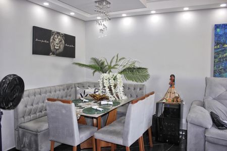 Apartamento à venda com 60m², 2 quartos e 1 vagaSala