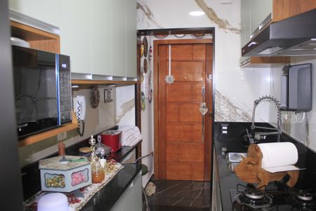 Apartamento à venda com 60m², 2 quartos e 1 vagaCozinha