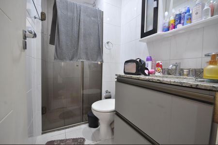 Apartamento à venda com 78m², 3 quartos e 2 vagasBanheiro Social