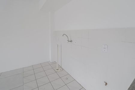 Apartamento para alugar com 37m², 2 quartos e sem vaga Apartamento para alugar com 37m², 2 quartos e sem vagaCozinha e Área de Serviço