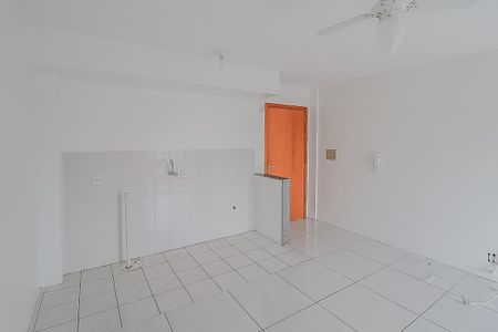 Apartamento para alugar com 37m², 2 quartos e sem vaga Apartamento para alugar com 37m², 2 quartos e sem vagaCozinha e Área de Serviço