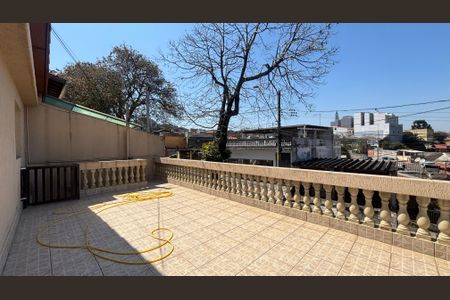 Casa à venda com 250m², 3 quartos e 3 vagas Casa à venda com 250m², 3 quartos e 3 vagasQuintal
