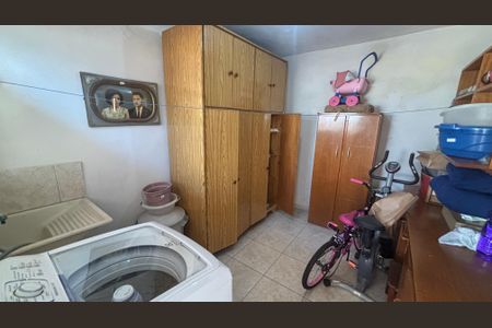 Casa à venda com 250m², 3 quartos e 3 vagas Casa à venda com 250m², 3 quartos e 3 vagasÁrea de Serviço