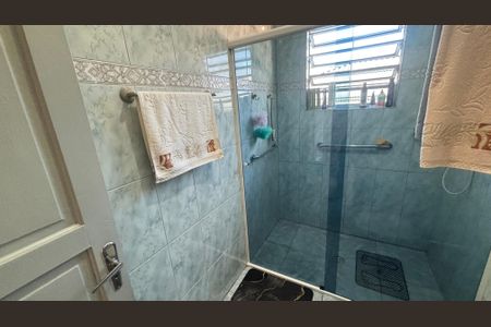Casa à venda com 250m², 3 quartos e 3 vagas Casa à venda com 250m², 3 quartos e 3 vagasBanheiro