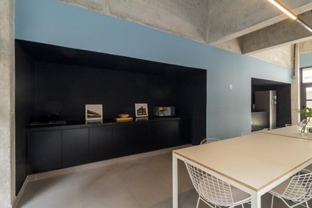 Apartamento à venda com 25m², 1 quarto e sem vaga Apartamento à venda com 25m², 1 quarto e sem vagaÁrea comum - Salão de festas