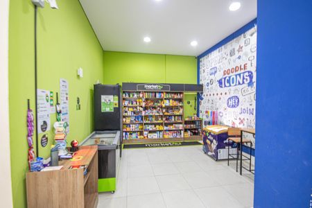 Apartamento à venda com 120m², 2 quartos e 3 vagas Apartamento à venda com 120m², 2 quartos e 3 vagasMercadinho